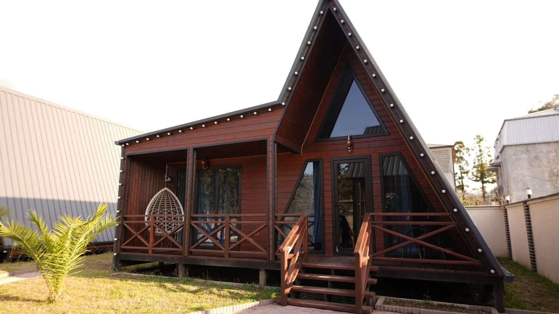 A Little Paradise Batumi Aparthotel