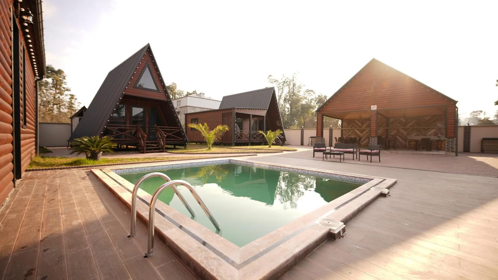 Aparthotel A Little Paradise Batumi